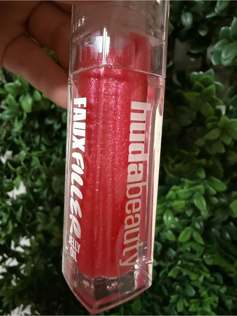 Lip oil product